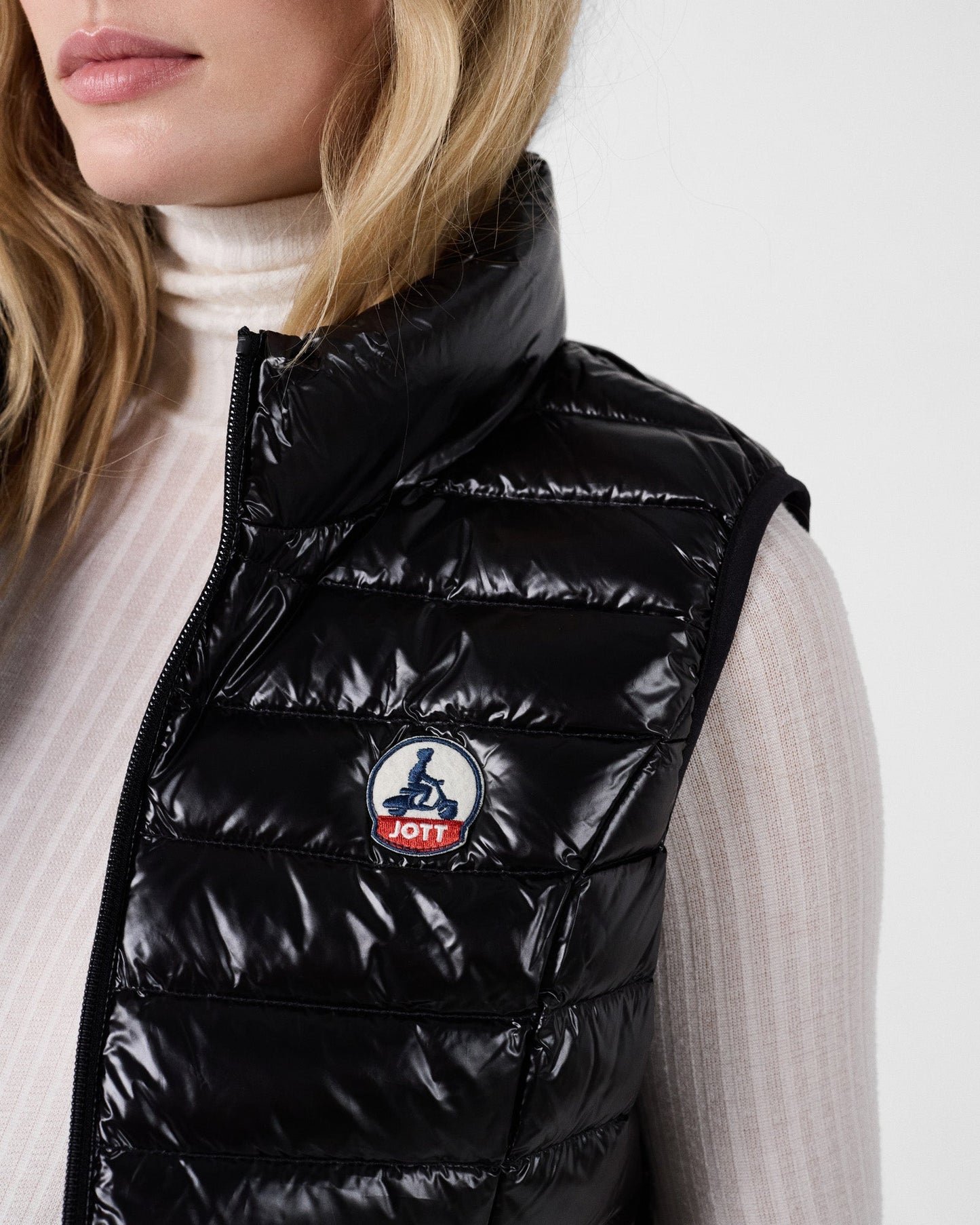 Doudoune légère sans manches Noir Seda shiny