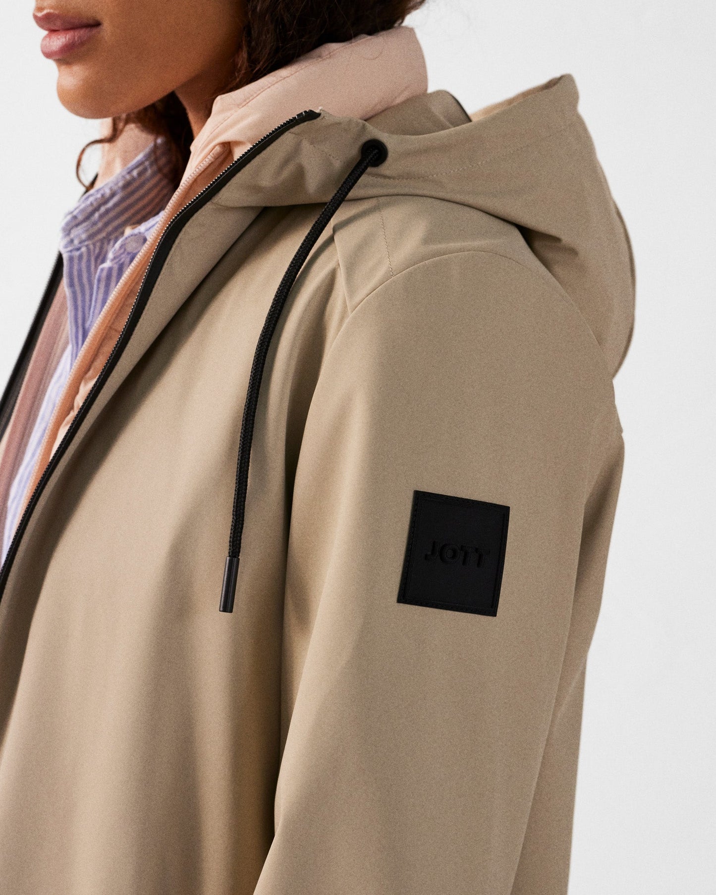 Parka mi-longue légère Beige Erika