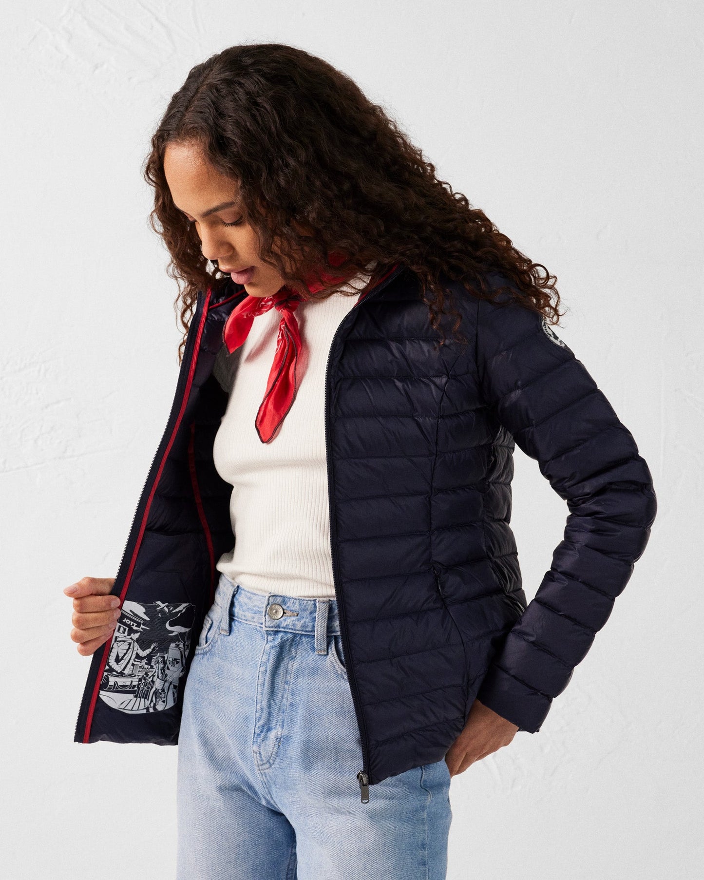 Doudoune légère à capuche Marine Cloe