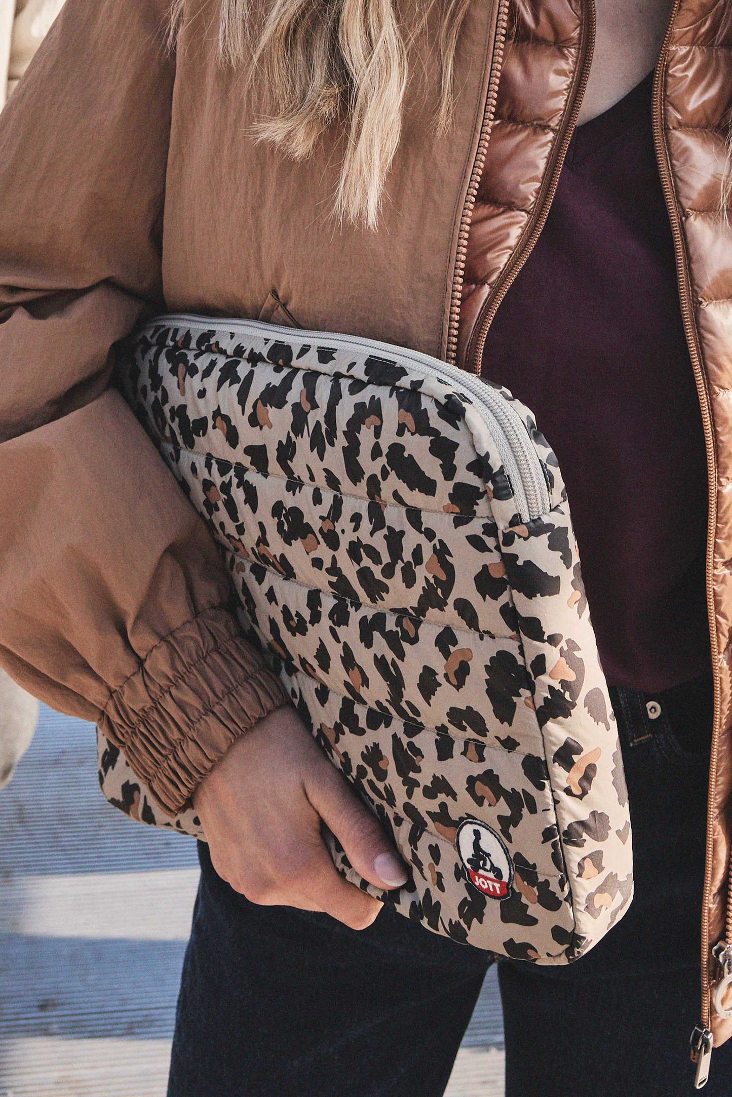 Housse d'ordinateur Leopard beige Hateya print