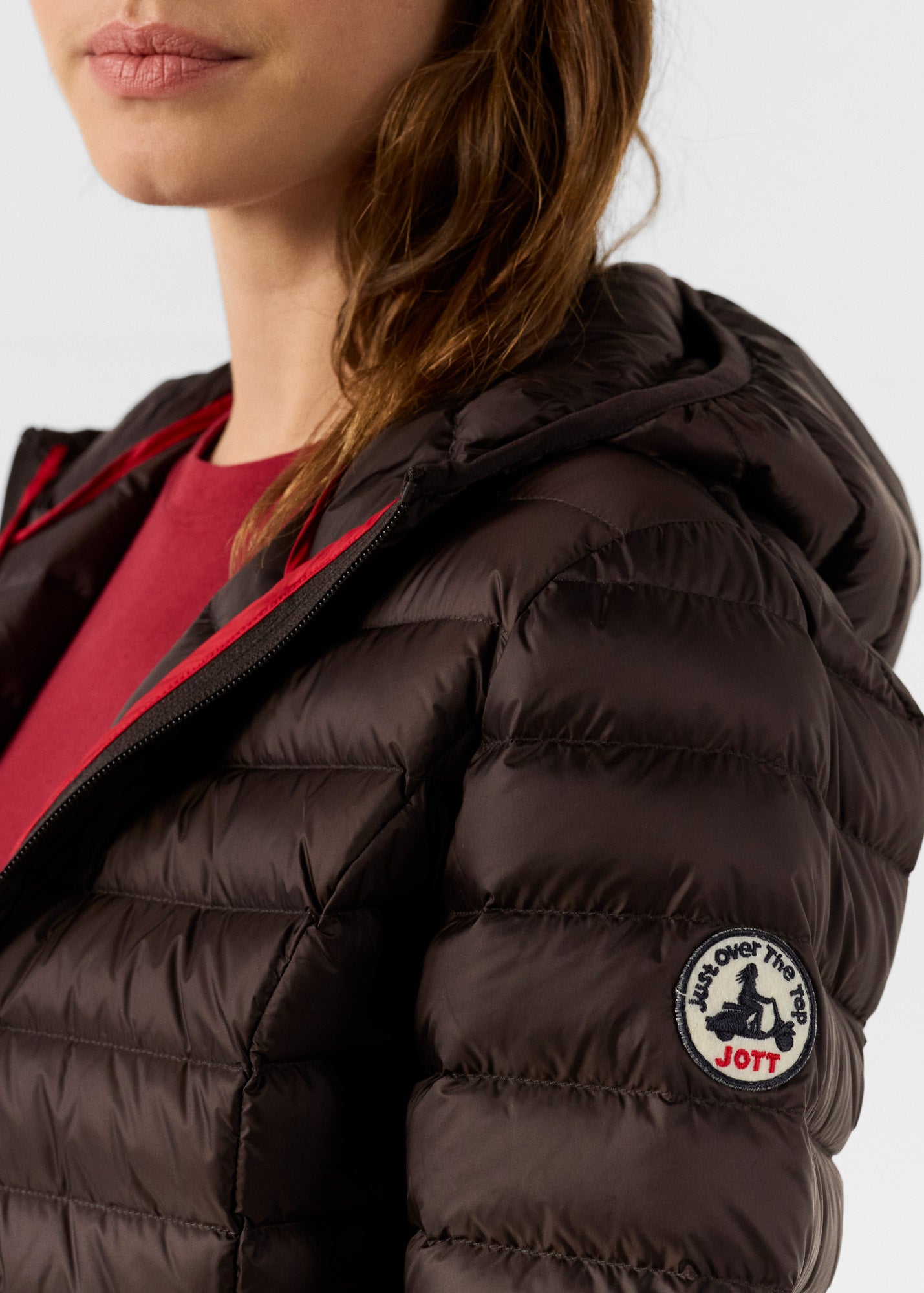 Doudoune légère à capuche Café noir Cloe