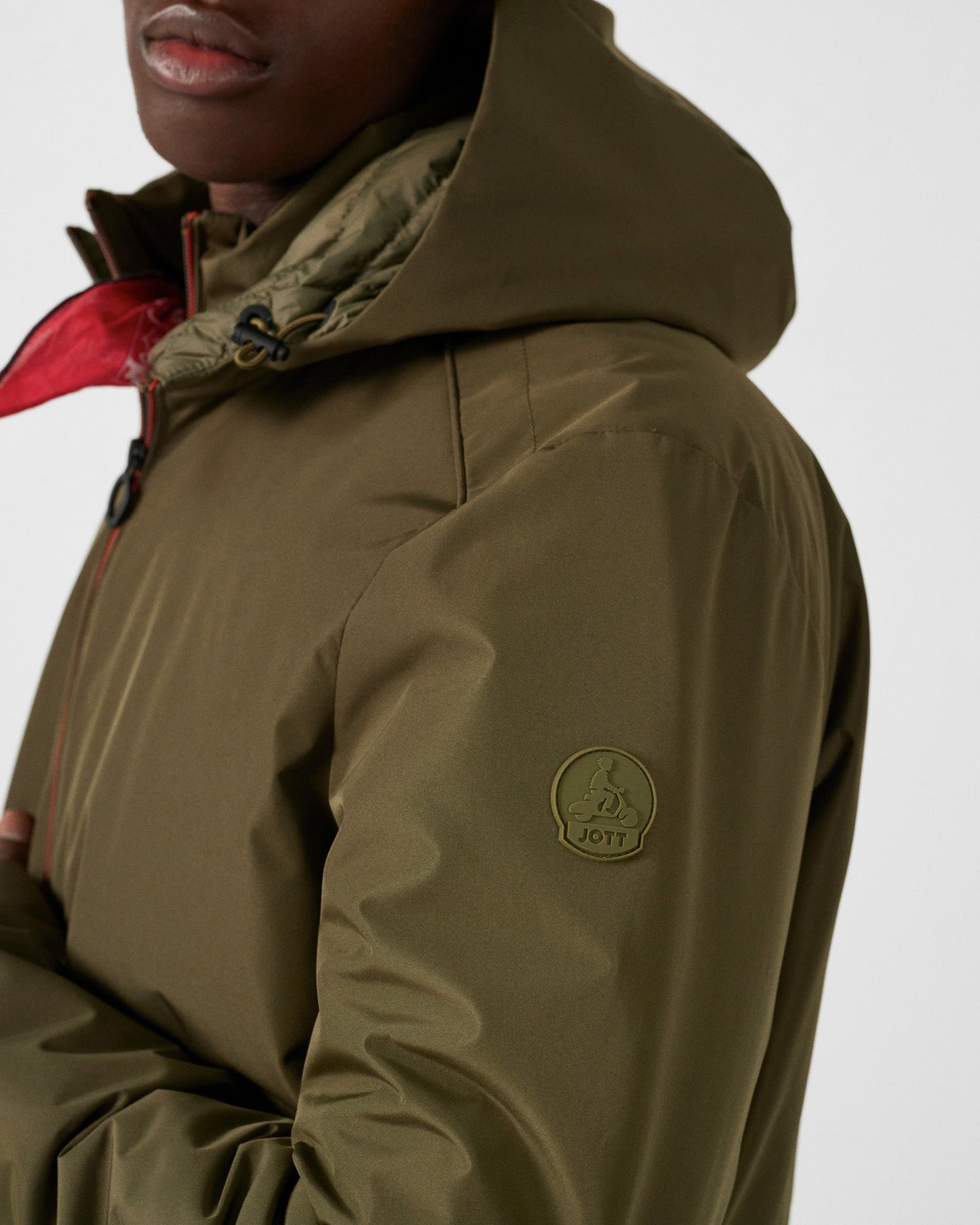 Veste ultralégère à capuche Army Arcadi