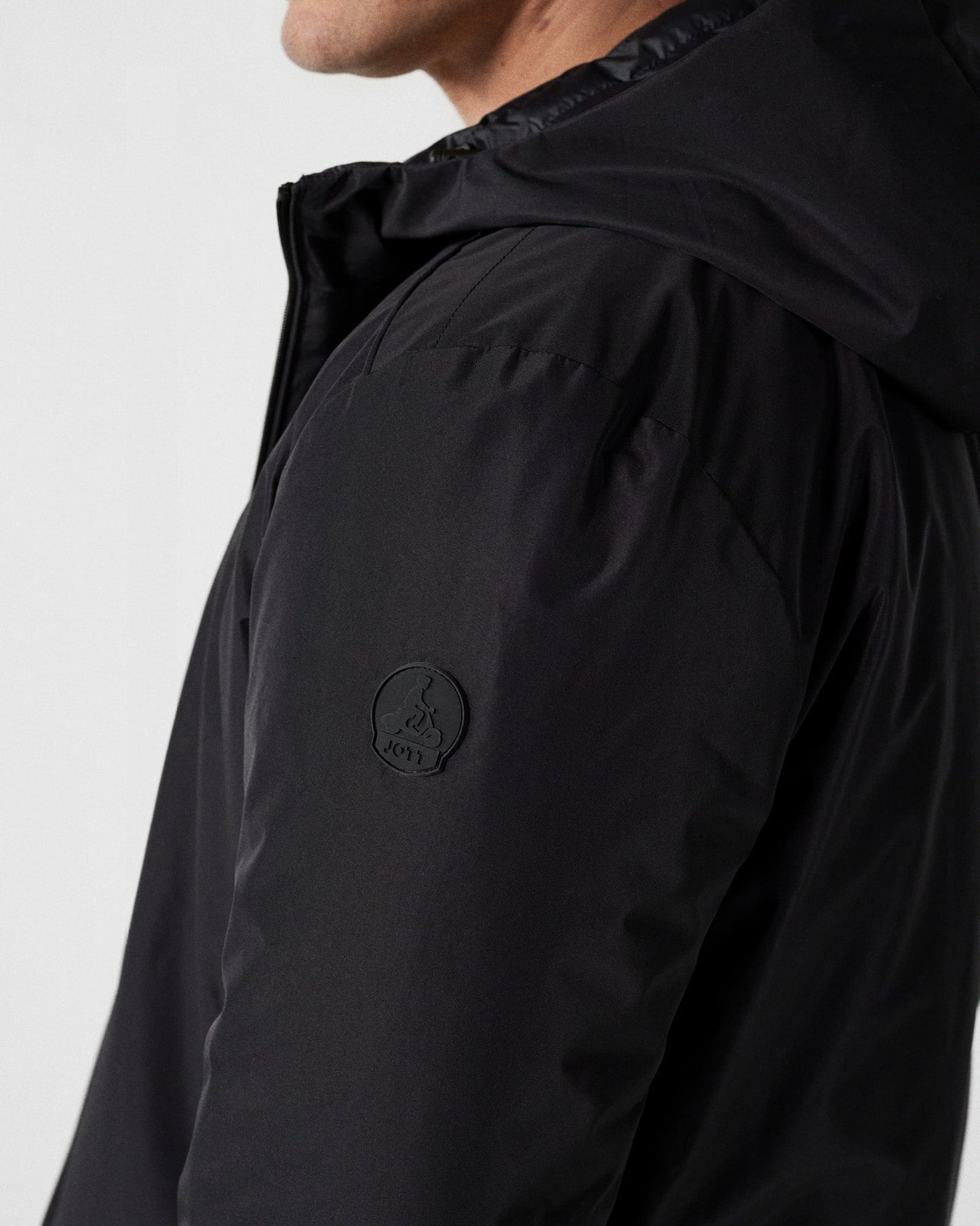 Veste ultralégère à capuche Noir Arcadi