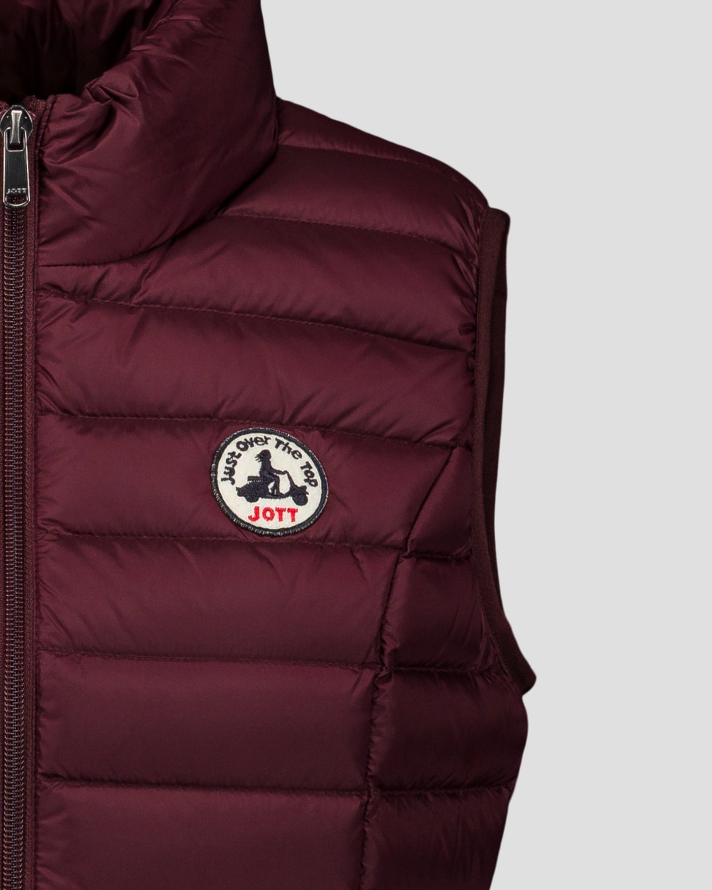 Doudoune légère sans manches Cerise noire Seda