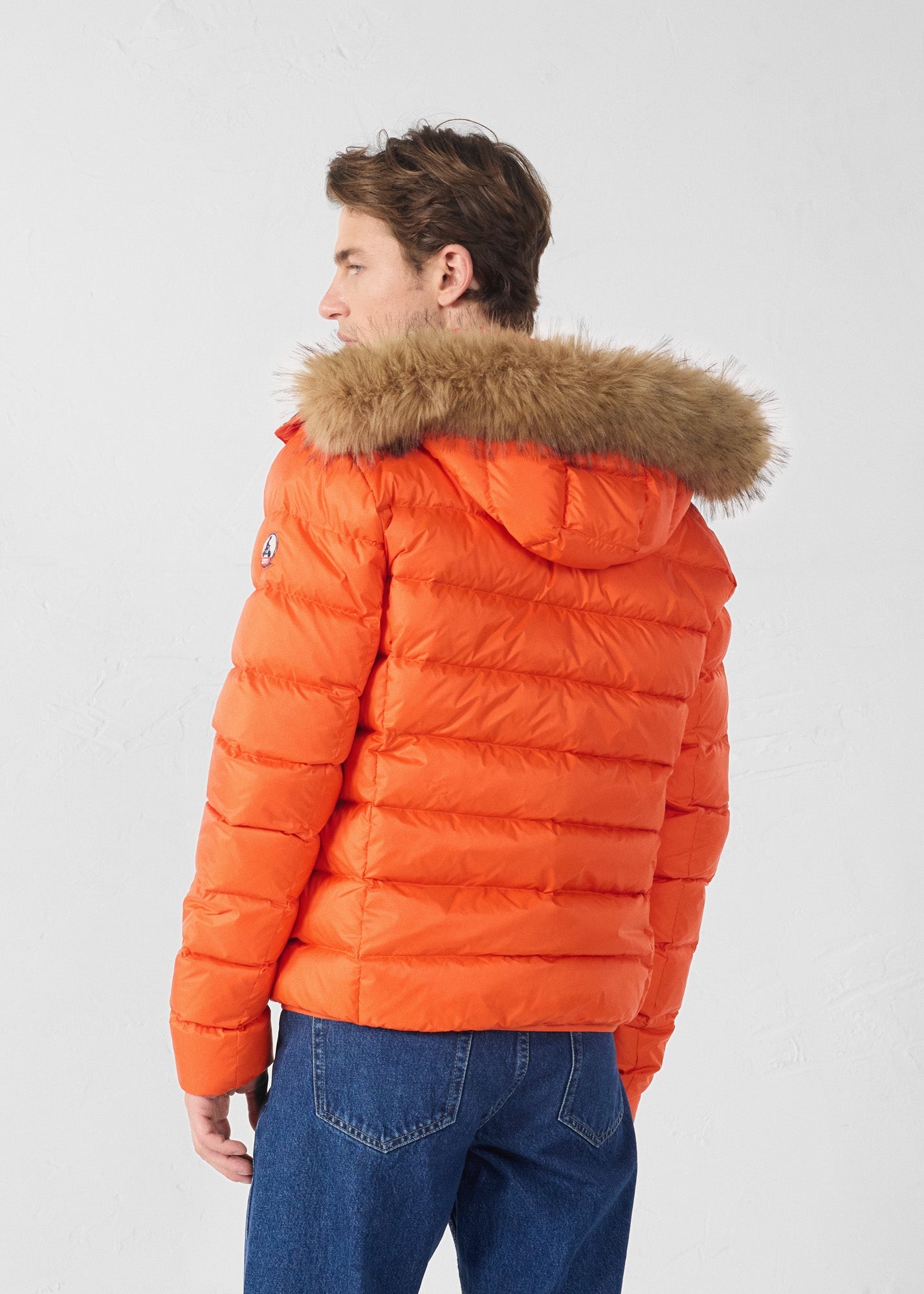 Doudoune courte à capuche Rouge feu Prestige