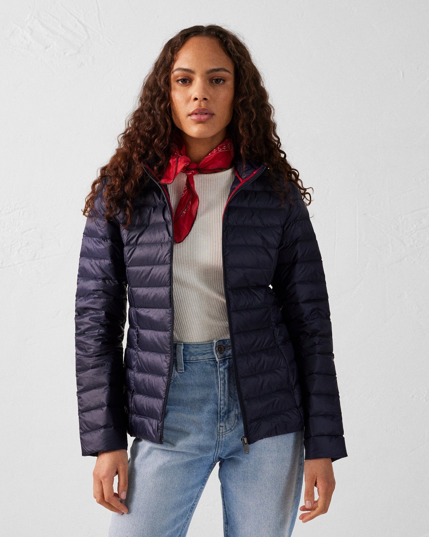 Doudoune légère à capuche Marine Cloe