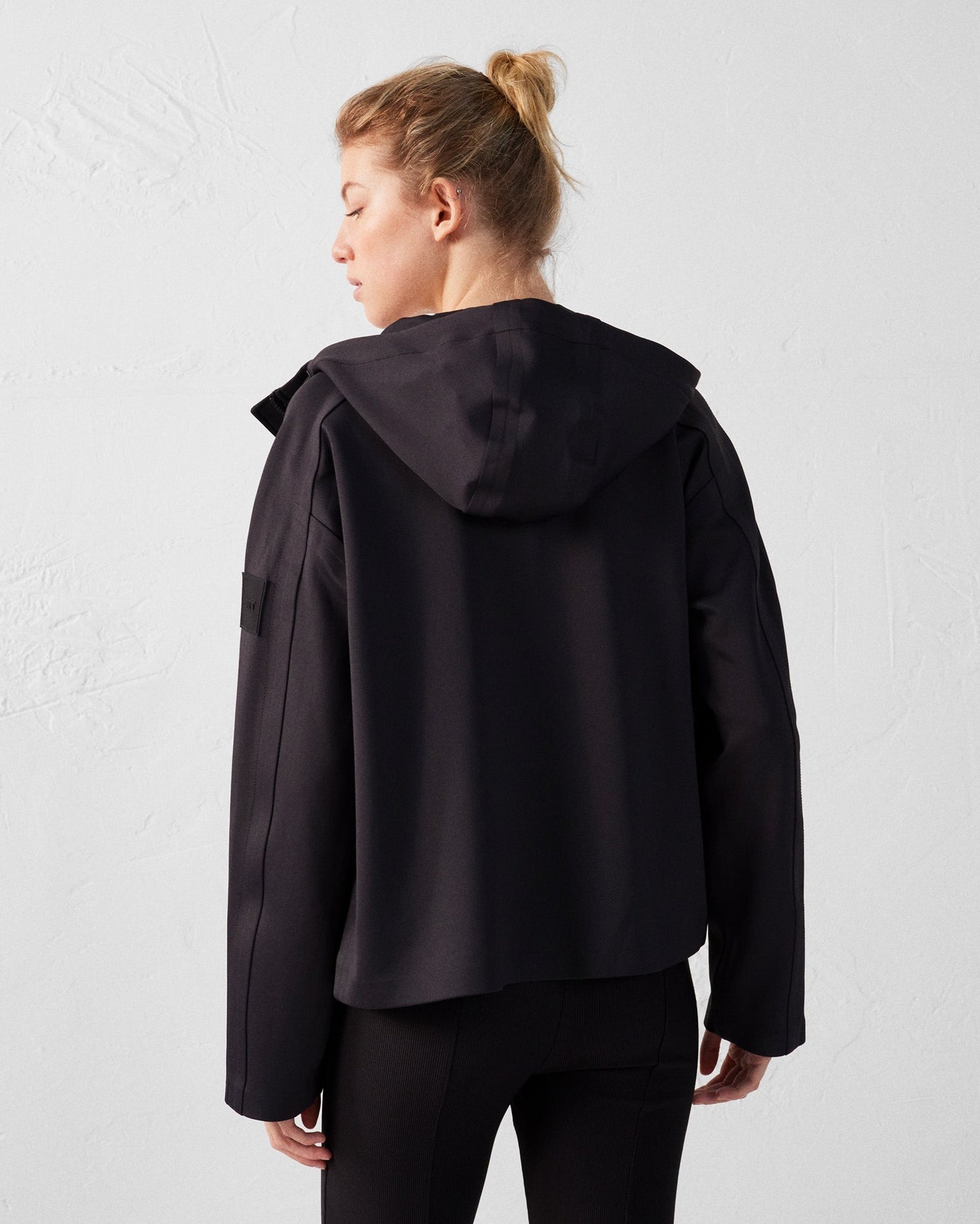 Veste courte bimatière 'oversize' Noir Ellen